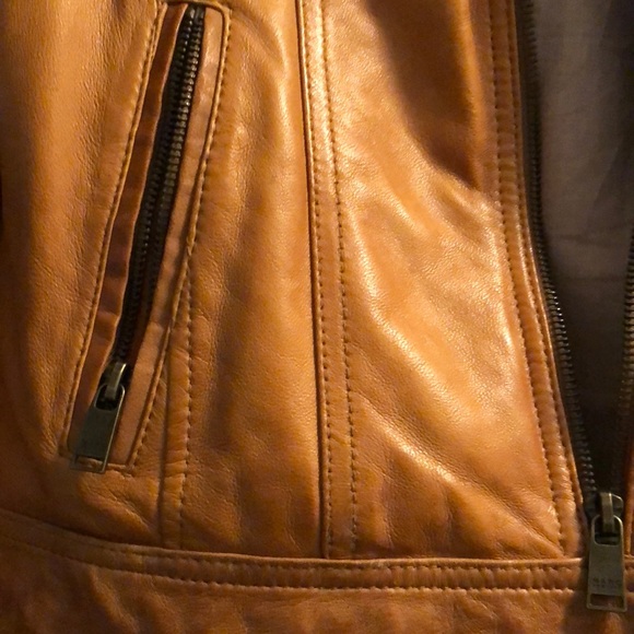 Andrew Marc leather jacket - Picture 2 of 6